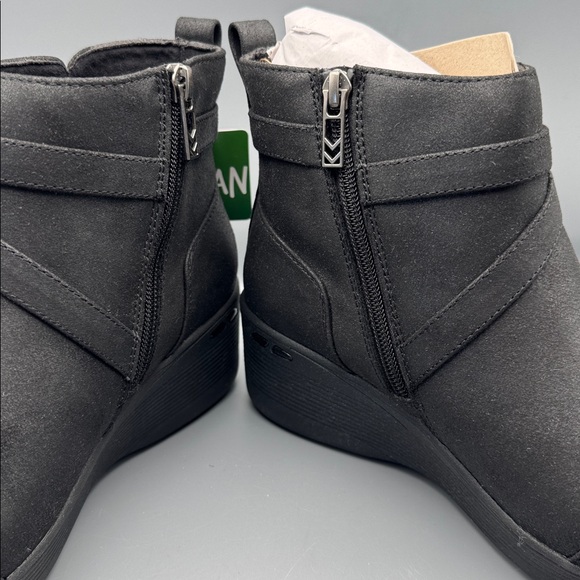 Skechers Women’s Pier-Lite - Everlasting Ankle Boots - Picture 3 of 5